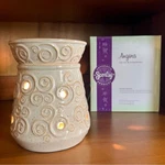 Scentsy Angora Warmer Beige Spanish Swirls - Retired/rare New In Box. Fixed Price $74.95.