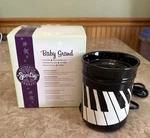Scentsy Baby Grand Piano Wax Candle Warmer Dsw-bgrd Electric Light Modern Decor. Fixed Price $28.95.