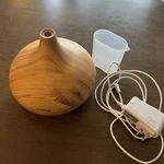 Victsing Ultrasonic Oil Diffuser Model HM004 Quiet Wood Grain Look New. Fixed Price $30.00.