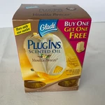 Glade Plugins Scented Oil Vanilla Breeze 2 Warmers & Fragrance Discontinued. Fixed Price $25.00.