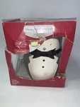 Yankee Candle Scenterpiece Easy Meltcup Warmer With Timer Penguin New. Fixed Price $20.00.