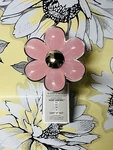 Bath & Body Works Pink Daisy Gold Light Up 24/7 Wallflower Plug-in New!. Fixed Price $22.99.