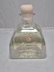 Michel Design Works Mistletoe & Holly Fragrance Reed Diffuser 7.77 Oz B7. Fixed Price $23.00.