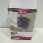Better Homes & Gardens Blue Bird Bath Plug In Scented Wax Warmer. Fixed Price $13.00.