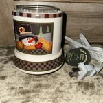 Crazy Mountain Snowman Small Electric Jar Votive Candle Warmer - W/tags. Fixed Price $14.99.