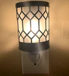Rimports Wax Melt Candle Warmer Outlet Plug In Lantern Frosted Glass Nightlight. Fixed Price $13.45.