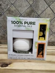 Scentsationals 100% Pure Essential Oil And Diffuser 3 Piece Set White. Fixed Price $10.00.