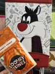 New In Box - Scentsy Buddy Sylvester + Pack Looney Tunes. Fixed Price $19.19.