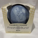 Yankee Candle Blue Floral Fresh Burst Base Fragrance Dispenser Rare Retired. Fixed Price $9.98.