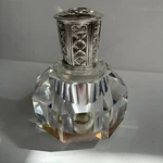 Scentier Krystalique Catalytic Home Fragrance Oil Diffuser Lamp Crystal Octagon. Fixed Price $69.99.