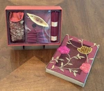 Pier 1 Sandalwood Incense Gift Set Sticks Cones Holder Potpourri Sachet Nos. Fixed Price $19.99.
