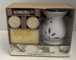 Home Scent Fragrance Kit Jasmine Bouquet Chesapeake Bay Candle Oil Burner Melts. Fixed Price $9.49.