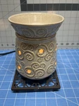 Scentsy Angora Full Size Warmer Beige Cream Swirl Retired W/ Metal Trivet Stand. Fixed Price $24.95.