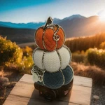 Bath & Body Works Wallflower Plug 3 Pumpkins Textured Material Autumn Fall. Fixed Price $5.94.