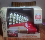 Scentsationals Full Size Wax Warmer Red Station Wagon Truck Christmas *14-8*2ND. Fixed Price $18.50.