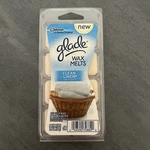 New Glade Eight Wax Melts Clean Linen Scent 2013 Wall Plug Candle Warmer. Fixed Price $14.00.