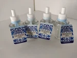 Bath & Body Works Sun-drenched Linen Wallflower Bulb 4X New Discontinued. Fixed Price $30.44.