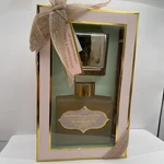 Gc Aromatherapy Peony & Honeysuckle Tranquility Reed Diffuser New Gift Set. Fixed Price $30.00.