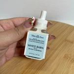 Bath & Body Works White Barn No 3 Renew Refresh Single Wallflower Refill Bulb. Fixed Price $10.00.