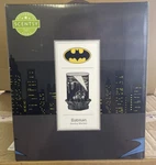 Nib Scentsy Dc Universe Batman Wax Warmer Gotham City. Fixed Price $69.99.