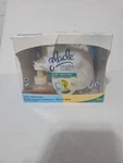 Glade Plugins Scented Oil Lasting Impressions Fan Powered Clean Linen Sunny Days. Fixed Price $30.00.