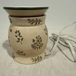 Yankee Candle Ceramic Wax Melt Room Fragrancer Warmer (electric) Model 19-00040. Fixed Price $16.00.