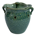 Rimports Wax Melt Warmer Green / Blue Vase Design Diamond Cut Detail For Light. Fixed Price $14.99.