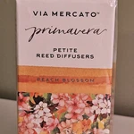 Via Mercato Primavera Petite Reed Diffuser Peach Blossom New In Box. Fixed Price $18.00.