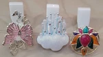 Bath & Body Works Nightlight Plug-in Wallflower. Fixed Price $22.00.