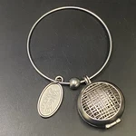 Yankee Candle Charming Scents Bangle Fragrance Locket Pendant. Fixed Price $9.99.