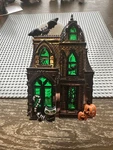 Bath & Body Works Wallflower Plug-in Halloween Haunted House Night Light. Fixed Price $30.00.