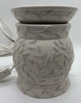 Yankee Candle Electric Vine Ewb Wax Warmer Tart Burner Large 2 Pieces Tested. Fixed Price $18.99.