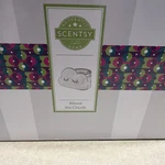Scentsy Above Clouds Electric Wax Warmer Ceramic White Theme. Fixed Price $24.99.