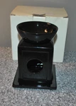 Crabtree & Evelyn Ceramic Home Fragrance Simmer Pot Black Diffuser New In Box. Fixed Price $32.00.