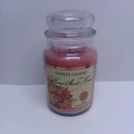 Home Sweet Yankee Candle House Warmer Large Jar 22 Oz Retired 2011. Fixed Price $22.98.