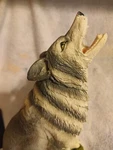 Elegant Expressions Resin Smoking Wolf Decor Statue Cone Incense Holder. Fixed Price $12.00.