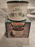 Rival Potpourri Crock Model 3206 Electric Simmer White Green Ivy Vine Vtg. Fixed Price $25.00.